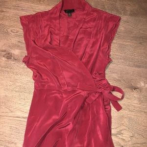 Beautiful 100% silk wrap shirt with tie